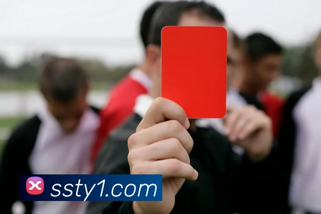 好兄弟你来了！弗莱明突破低手妙传马卢阿奇吃饼暴扣空篮！